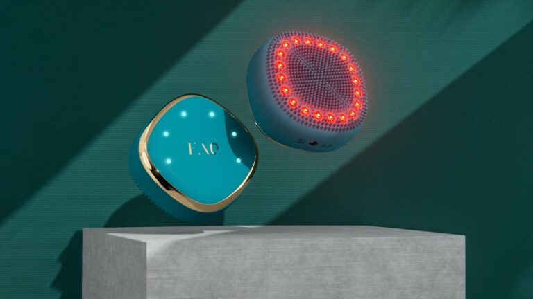FAQ 301: Red LED Hair Regrowth Scalp Massager for Confidence by FOREO on Gadget Flow
